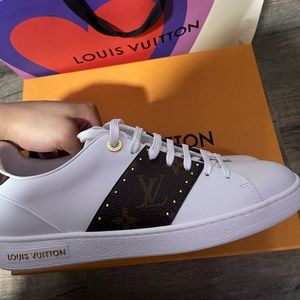 Brand New Louis Vuitton FrontRow Sneakers